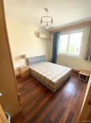 北新泾地铁站蒲淞北路25弄两房一厅